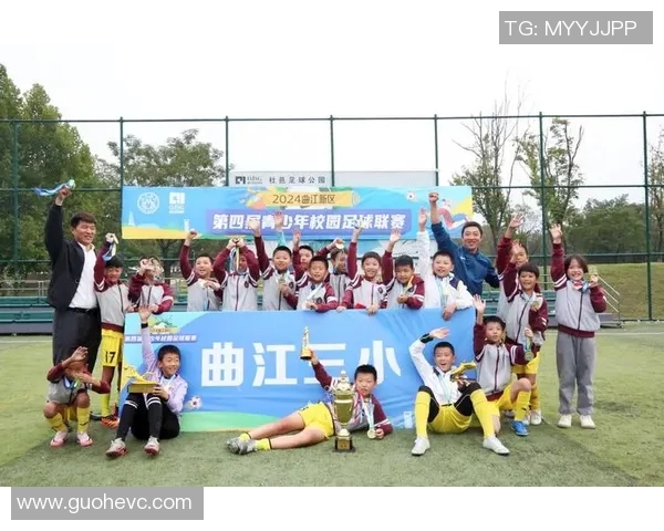 赛后复盘:西安足球队与武汉足球队的战术意识与表现分析 赛后复盘:西安足球队与武汉足球队的战术意识与表现分析