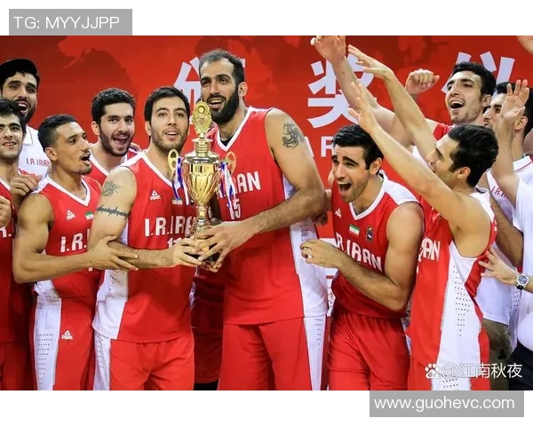 2008年火箭队与山猫队激战回顾：一场精彩的NBA对决与历史瞬间