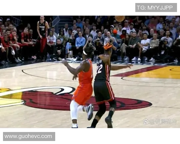 2014年NBA雷霆与猛龙激战回顾赛场精彩瞬间与球员表现分析