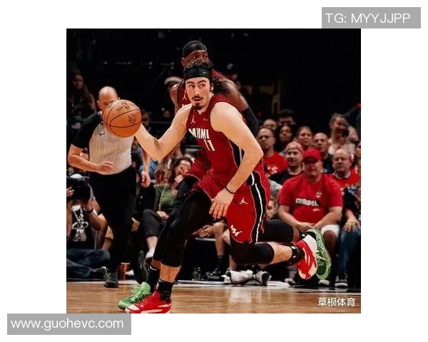 2013年76人对阵热火的经典对决回顾与分析