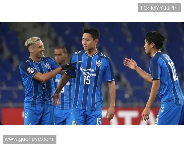 上海申花对阵蔚山现代的精彩对决回顾及赛后分析