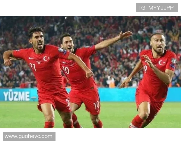 土耳其与巴西友谊赛精彩对决展现足球魅力与团队精神