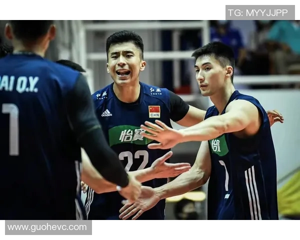 泰国男排与朝鲜男排激战正酣谁能在亚洲赛场上笑到最后