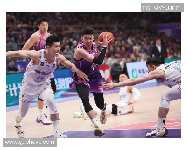 山东与天津CBA历史交锋回顾与分析两队战绩与球员表现的全面对比