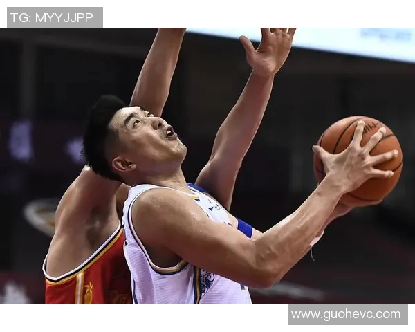 吴冠希的篮球之路:从青涩少年到CBA明星的成长故事与奋斗历程 吴冠希的篮球之路:从青涩少年到CBA明星的成长故事与奋斗历程