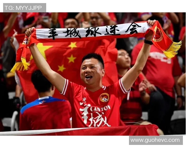 恒大与东方球迷冲突事件引发广泛关注与讨论，背后原因值得深思