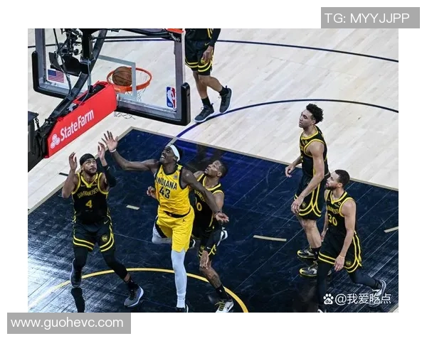 湖人对阵火箭朗多精彩表现引发球迷热议赛场瞬间回顾 湖人对阵火箭朗多精彩表现引发球迷热议赛场瞬间回顾