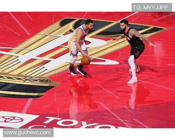 火箭与雷霆历年对决比分回顾及精彩瞬间分析 火箭与雷霆历年对决比分回顾及精彩瞬间分析